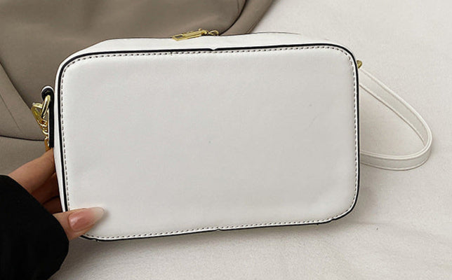 "Cassette Élégance" – Sac Bandoulière Vintage en Cuir Végan
