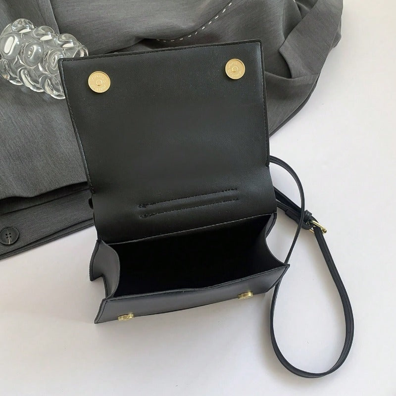 Le Raffiné Cravate – Sac Seau à Bandoulière Élégance Structurée