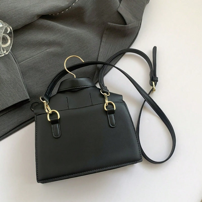 Le Raffiné Cravate – Sac Seau à Bandoulière Élégance Structurée
