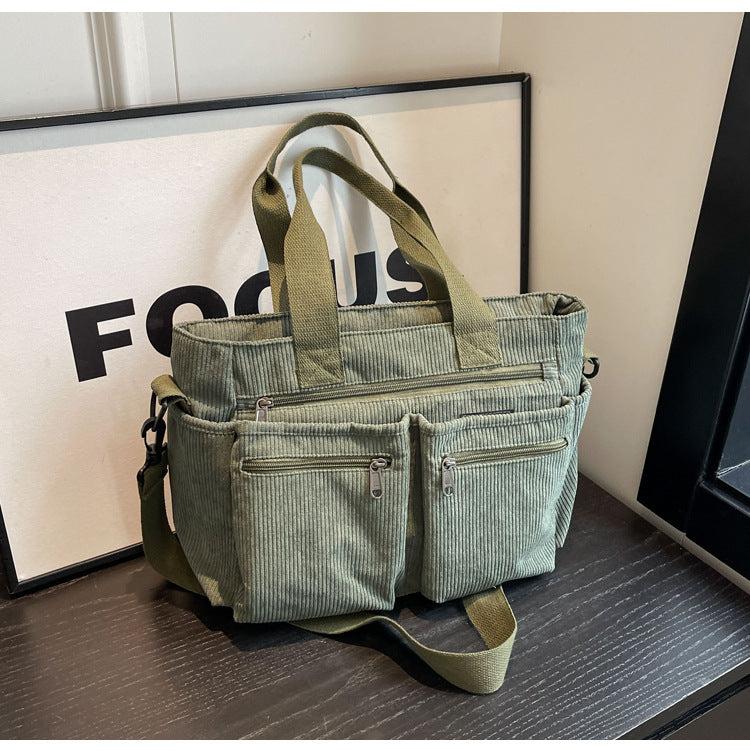 Élégance Bohème – Sac Cabas en Velours Côtelé