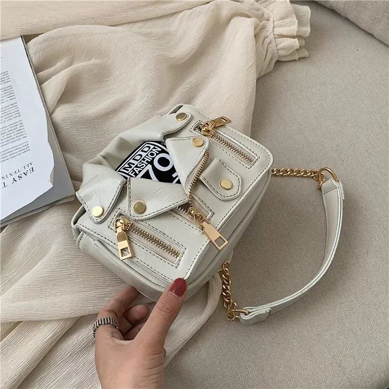 "Le Vestiaire Élégant" – Sac à Bandoulière Couture