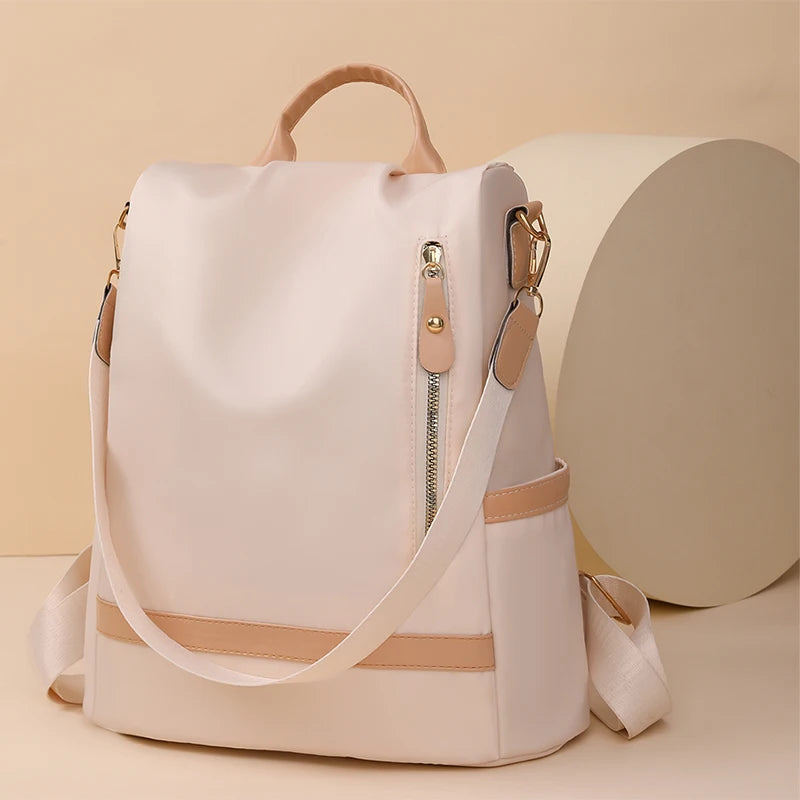 Évasion Élégante – Sac à Dos Antivol Imperméable pour Femme