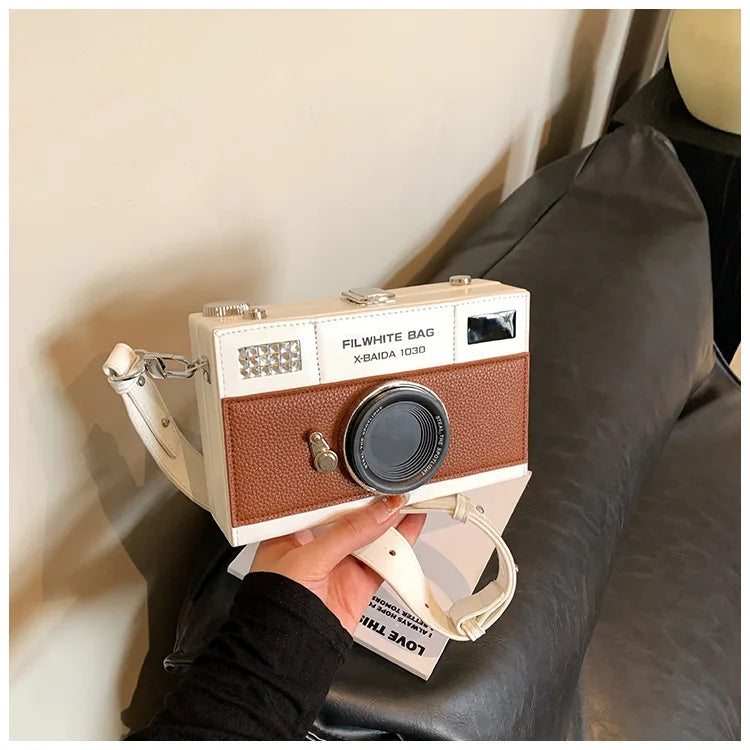 Sac “Caméra Vintage” – Élégance Rétro en Cuir Végan
