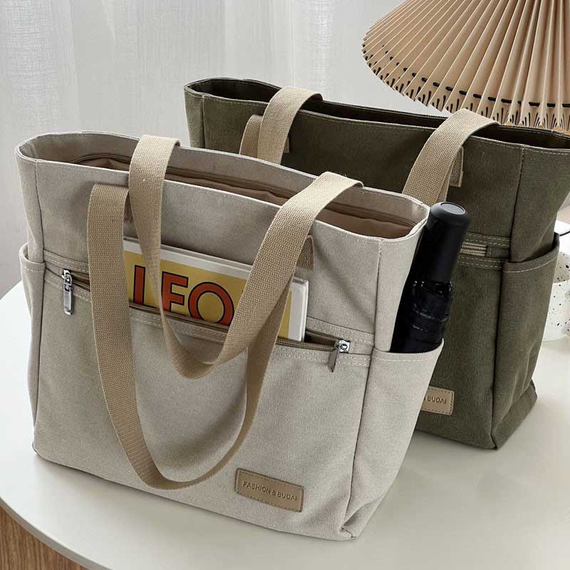Élégance Nomade – Sac Cabas Rétro en Toile