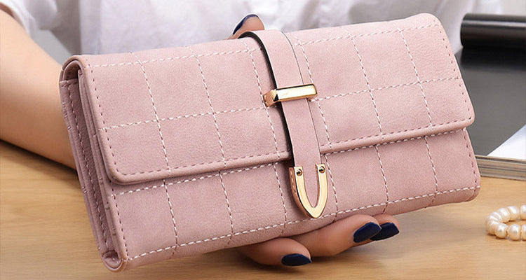 Élégance Brodée – Portefeuille Vintage Grand Format pour Femme