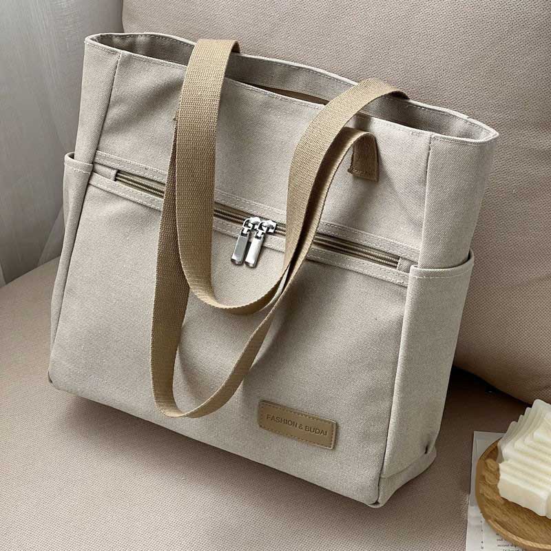 Élégance Nomade – Sac Cabas Rétro en Toile
