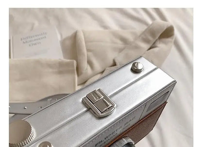 Sac “Caméra Vintage” – Élégance Rétro en Cuir Végan