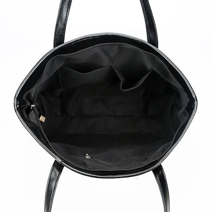 Élégance Sauvage – Sac Seau Vintage en Cuir Crocodile