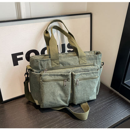 Élégance Bohème – Sac Cabas en Velours Côtelé