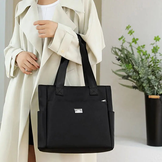Élégance Urbane – Sac Tote Imperméable Multi-Compartiments