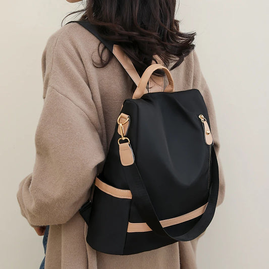 Évasion Élégante – Sac à Dos Antivol Imperméable pour Femme