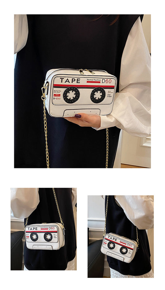 "Cassette Élégance" – Sac Bandoulière Vintage en Cuir Végan